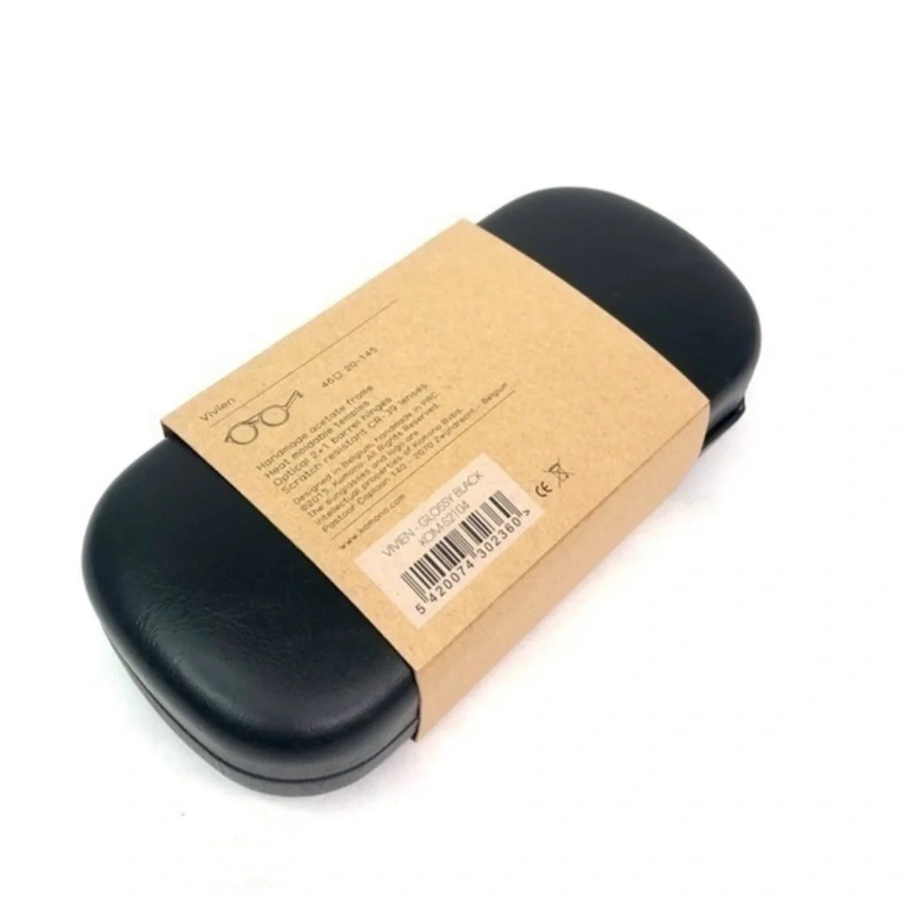 KOMOMO sunglasses The Vivien NEW Black Round NWT